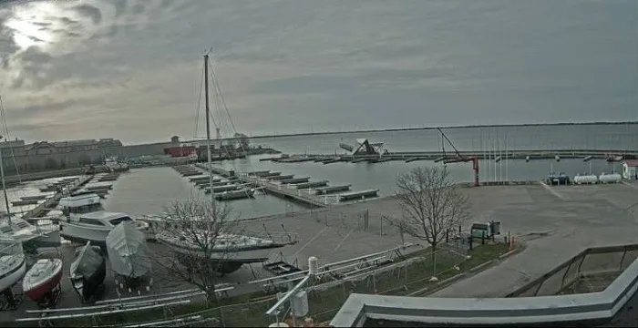 Portsmouth Olympic Harbour, Kingston, Ontario, Canada Webcam / Camera