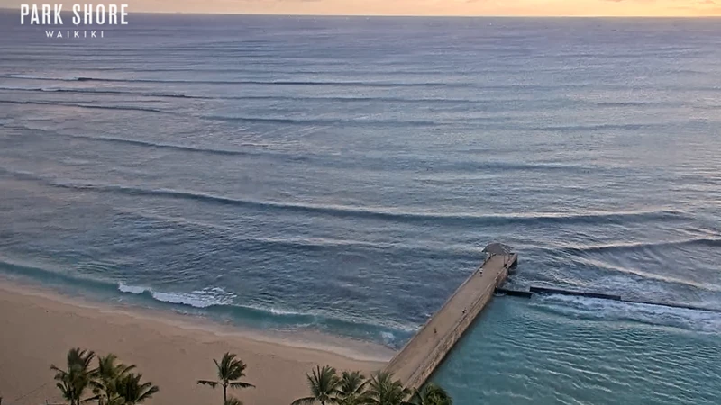 Kūhiō Beach, Honolulu, Oahu, Hawaii Webcam / Camera
