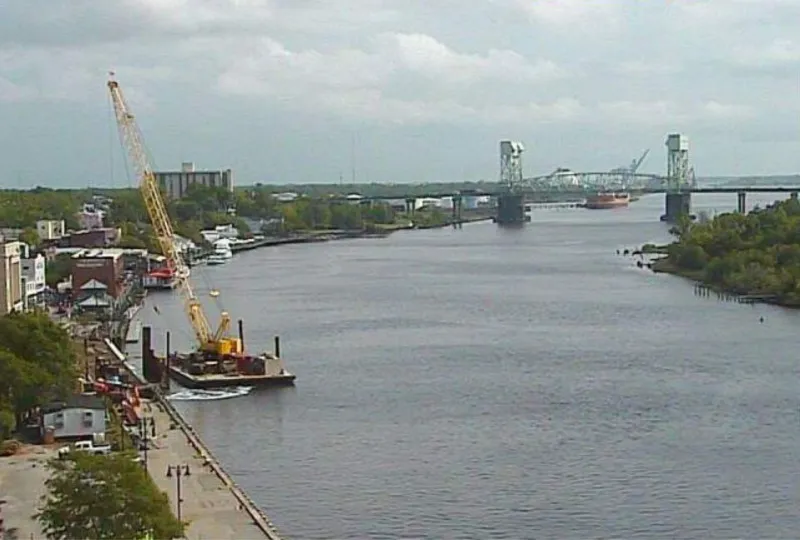 River Walk & Memorial Bridge, Wilmington, North Carolina Webcam / Camera