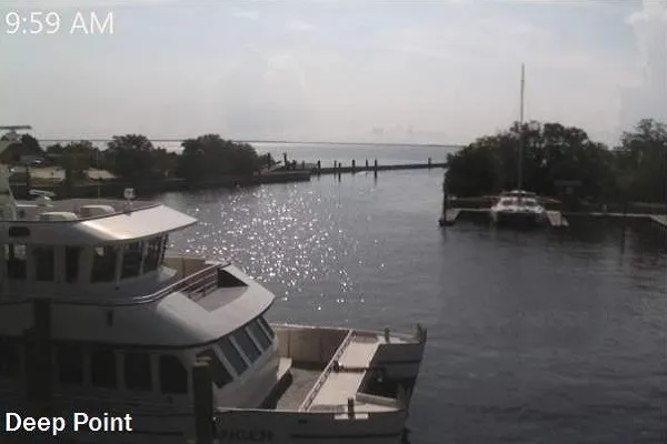 Wilmington, North Carolina - Deep Point Marina, Southport, North Carolina Webcam / Camera Inactive