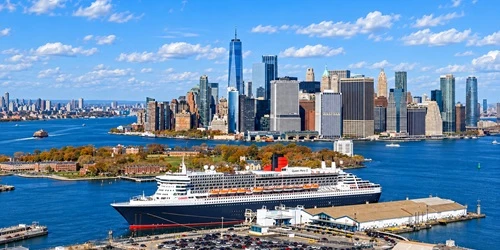 Aerial view of the Port of New York (Brooklyn), New York
