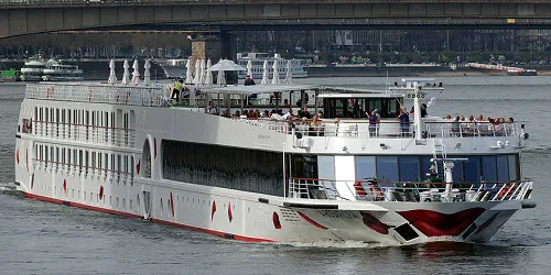 Live real-time river cruise ship tracking of A-ROSA Flora from A-ROSA Cruises
