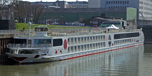 A-ROSA Viva Real-Time Cruise Ship Tracking