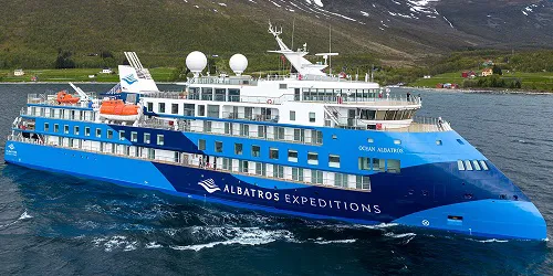 Live real-time ocean cruise ship tracking of Ocean Albatros from Albatros Expeditions