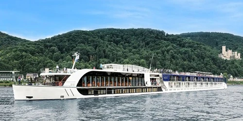 Live real-time river cruise ship tracking of Amafiora from Ama Waterways