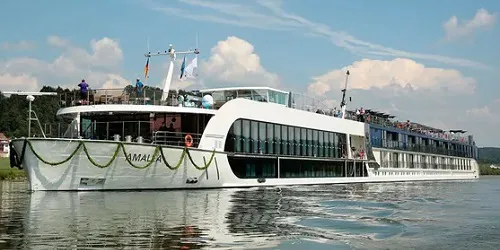 Live real-time river cruise ship tracking of AmaLea from Ama Waterways