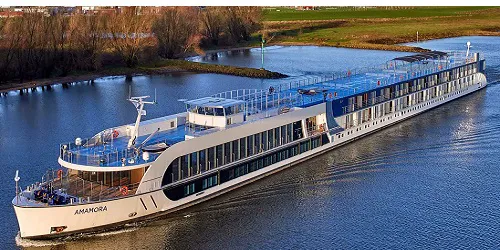 Live real-time river cruise ship tracking of AmaMora from Ama Waterways