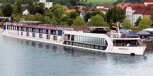 Live real-time river cruise ship tracking of AmaStella from Ama Waterways