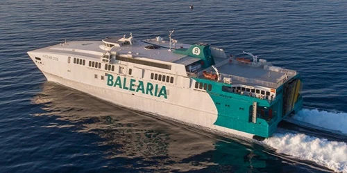 Live real-time cruise ferry tracking of Avemar Dos from Baleària