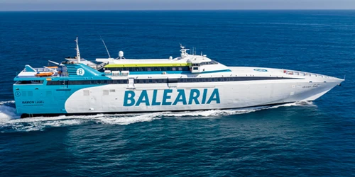 Live real-time cruise ferry tracking of Ramon Llull from Baleària