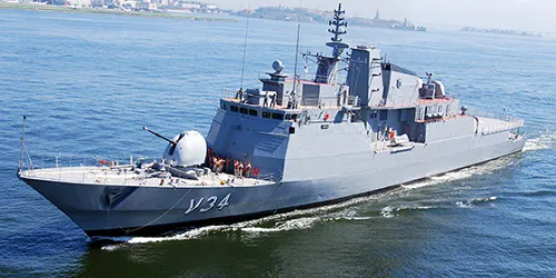 Live real-time tracking of military corvette Barroso from the Brazilian Navy