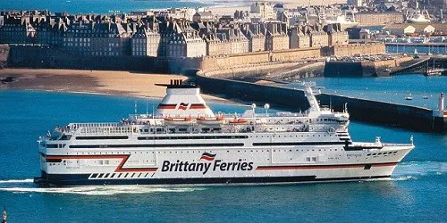 Live real-time cruise ferry tracking of Bretagne from Brittany Ferries