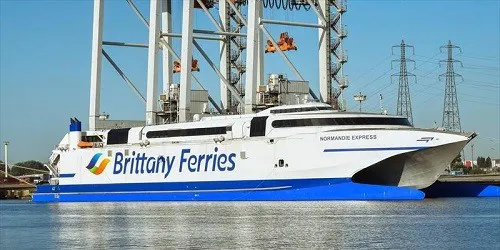 Live real-time cruise ferry tracking of Normandie Express from Brittany Ferries
