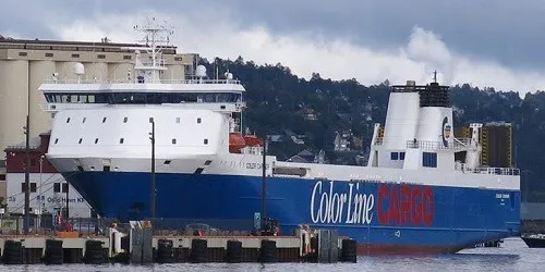 Live real-time cruise ferry tracking of Color Carrier from Color Line