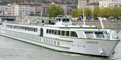 Live real-time river cruise ship tracking of Camargue from CroisiEurope
