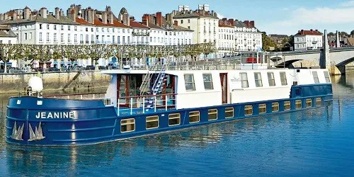 Live real-time river cruise ship tracking of Jeanine from CroisiEurope