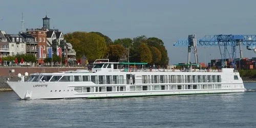 Live real-time river cruise ship tracking of Lafayette from CroisiEurope