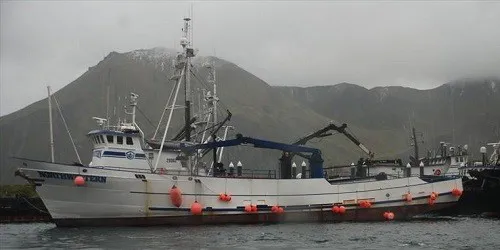 Live real-time iconic ship tracking of Northwestern from Deadliest Catch (TV)
