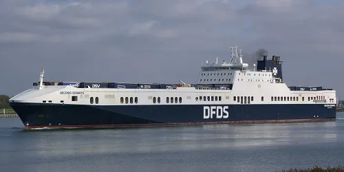 Live real-time cruise ferry tracking of Begonia Seaways from DFDS Seaways