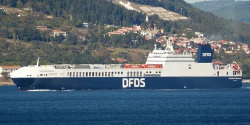 Live real-time cruise ferry tracking of Pergamon Seaways from DFDS Seaways