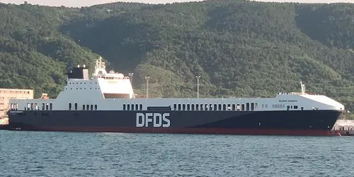 Zeugma Seaways Real-Time Cruise Ship Tracking