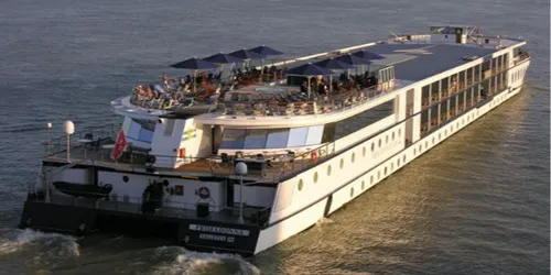 Live real-time river cruise ship tracking of Primadonna from Donau Tourism