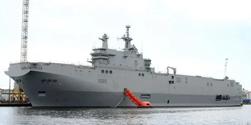 Live real-time military ship tracking of Anwar El Sadat from Egyptian Navy