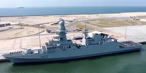 Live real-time military ship tracking of Bernees from Egyptian Navy