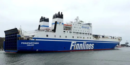 Live real-time cruise ferry tracking of Finnpartner from Finnlines