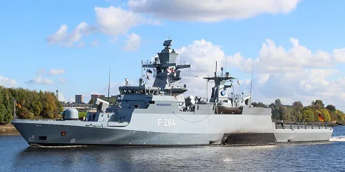 Live real-time tracking of military frigate Ludwigshafen am Rhein from the German Navy