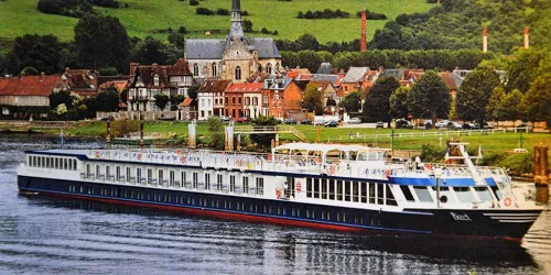 Live real-time river cruise ship tracking of Bizet from Grand Circle Cruise Line