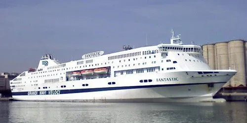 Live real-time cruise ferry tracking of Fantastic from Grandi Navi Veloci