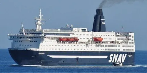 Live real-time cruise ferry tracking of SNAV Toscana from Grandi Navi Veloci
