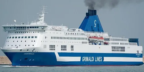 Live real-time cruise ferry tracking of Cruise Smeralda from Grimaldi Lines