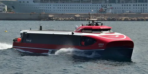 Live real-time cruise ferry tracking of AERO 3 Highspeed from Hellenic Seaways