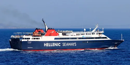 Live real-time cruise ferry tracking of Artemis from Hellenic Seaways