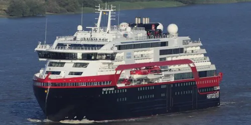 Live real-time ocean cruise ship tracking of MS Fridtjof Nansen from Hurtigruten