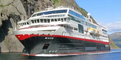 Live real-time ocean cruise ship tracking of MS Maud from Hurtigruten