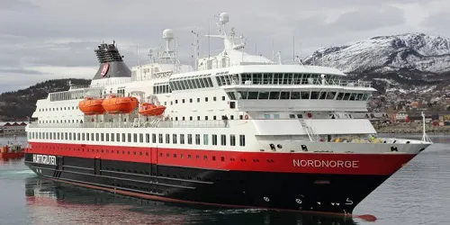 Live real-time ocean cruise ship tracking of MS Nordnorge from Hurtigruten