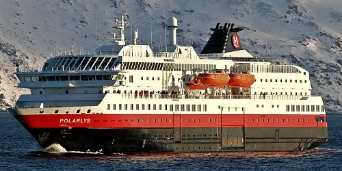 Live real-time ocean cruise ship tracking of MS Polarlys from Hurtigruten