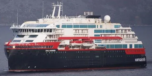 Live real-time ocean cruise ship tracking of MS Roald Amundsen from Hurtigruten
