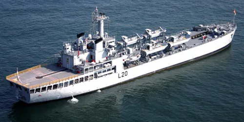 Live real-time tracking of military amphibious assault ship INS Magar from the Indian Navy