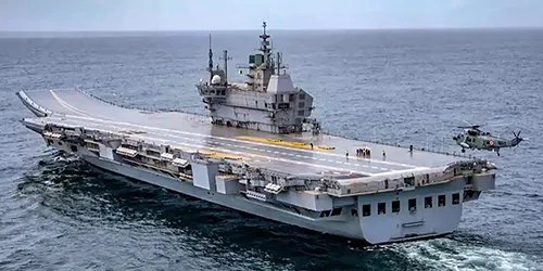 Live real-time tracking of military aircraft carrier INS Vikrant from the Indian Navy