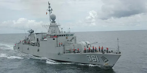 Live real-time military ship tracking of KRI Fatahillah from Indonesian Navy