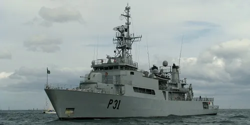 Live real-time tracking of military patrol ship LÉ Eithne from the Irish Naval Service