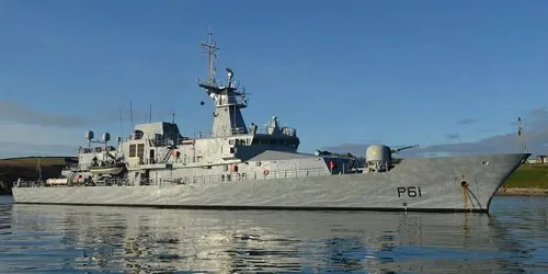 Live real-time tracking of military patrol ship LÉ Samuel Beckett from the Irish Naval Service