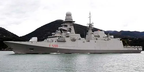 Spartaco Schergat Real-Time Military Ship Tracking