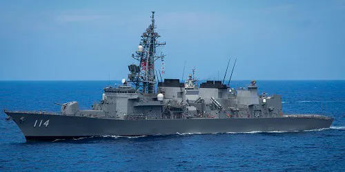 Live real-time tracking of military destroyer JS Suzunami from the Japan Maritime Self-Defense Force