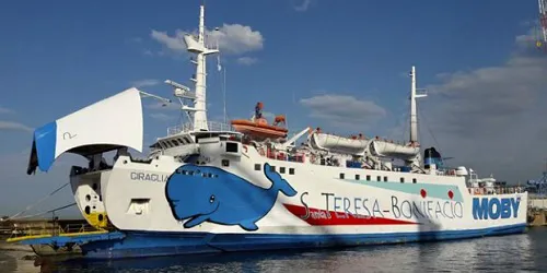 Live real-time cruise ferry tracking of Giraglia from Moby Lines