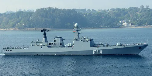 Live real-time tracking of military frigate Sin Phyu Shin from the Myanmar Navy